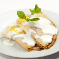 Cottage cheese pancake with vanilla sauce